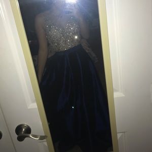 Prom dress never worn